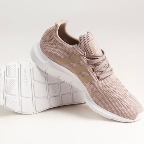 women's adidas swift run casual shoes vapour grey